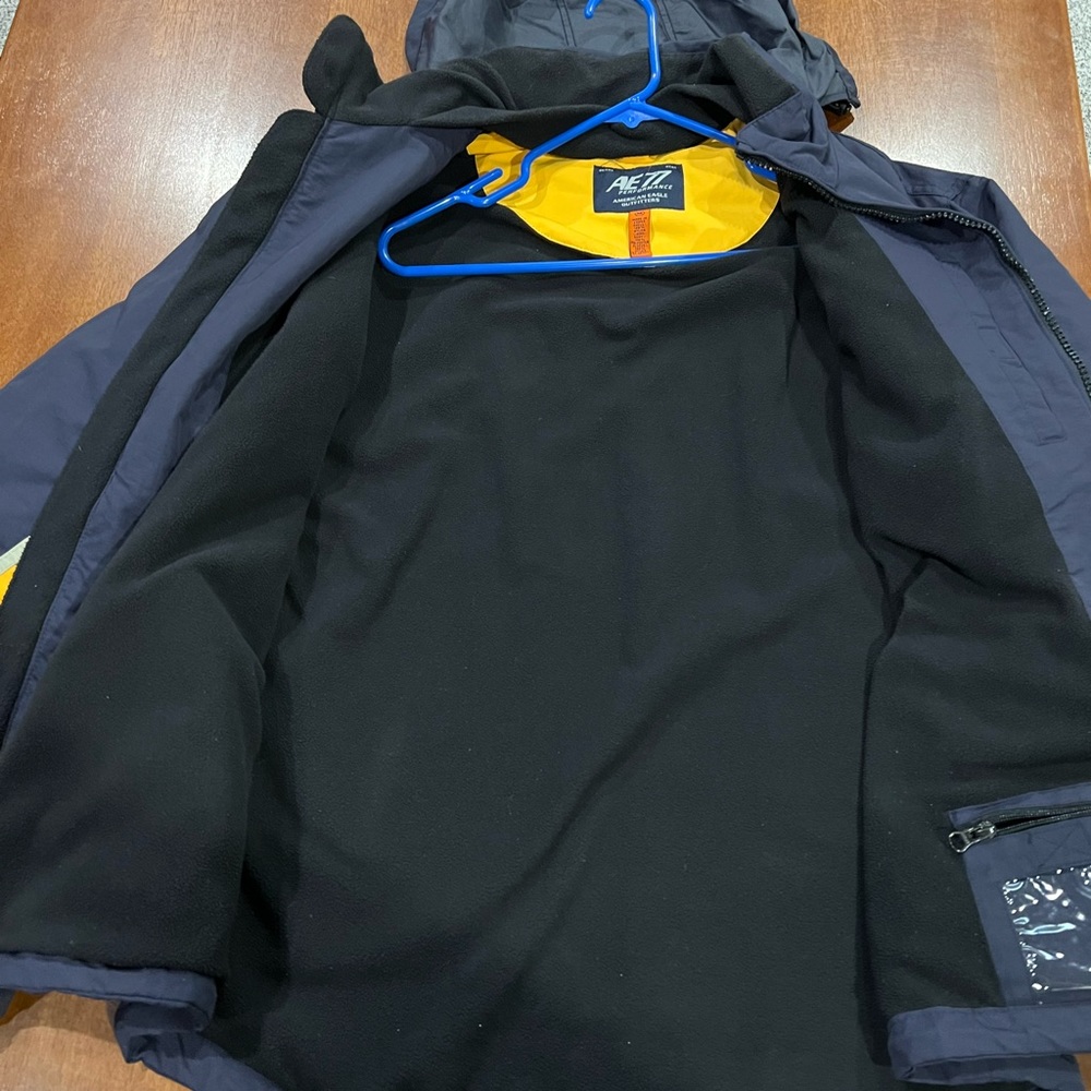 American Eagle Winter Jacket Size Medium - image 2